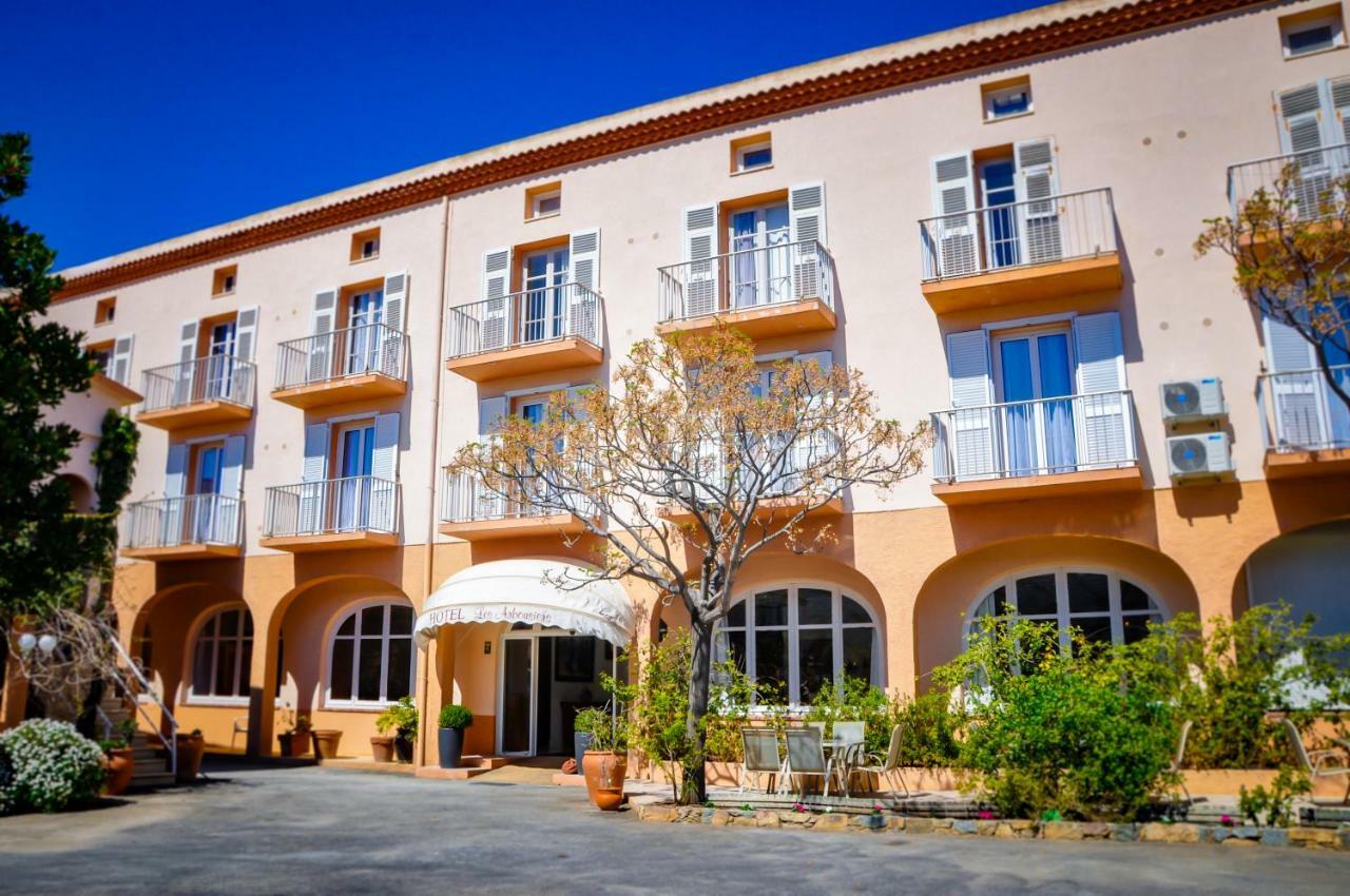 Hotel Les Arbousiers カルヴィ エクステリア 写真