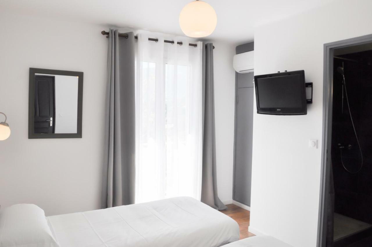 Hotel Les Arbousiers カルヴィ エクステリア 写真
