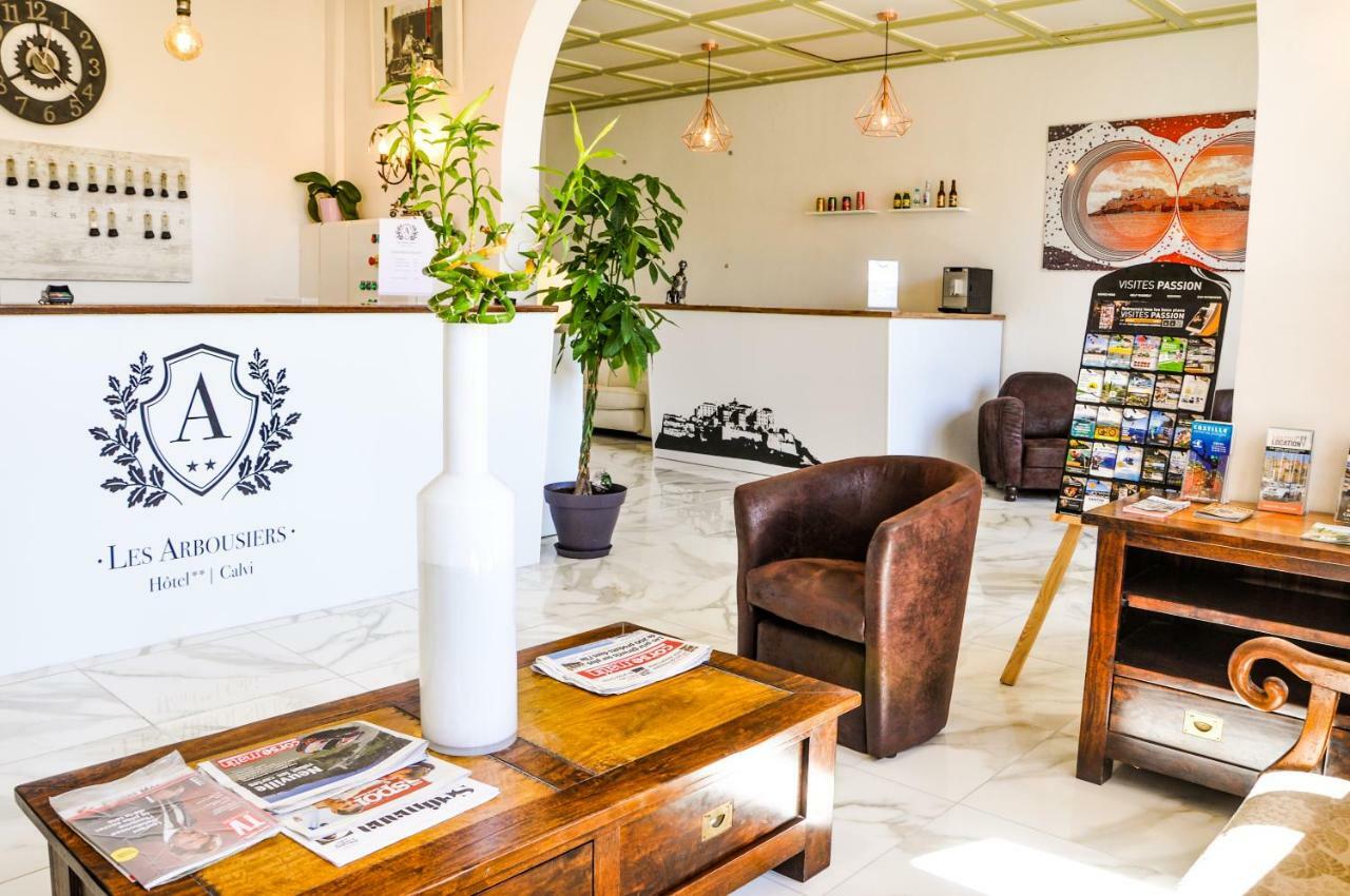 Hotel Les Arbousiers カルヴィ エクステリア 写真
